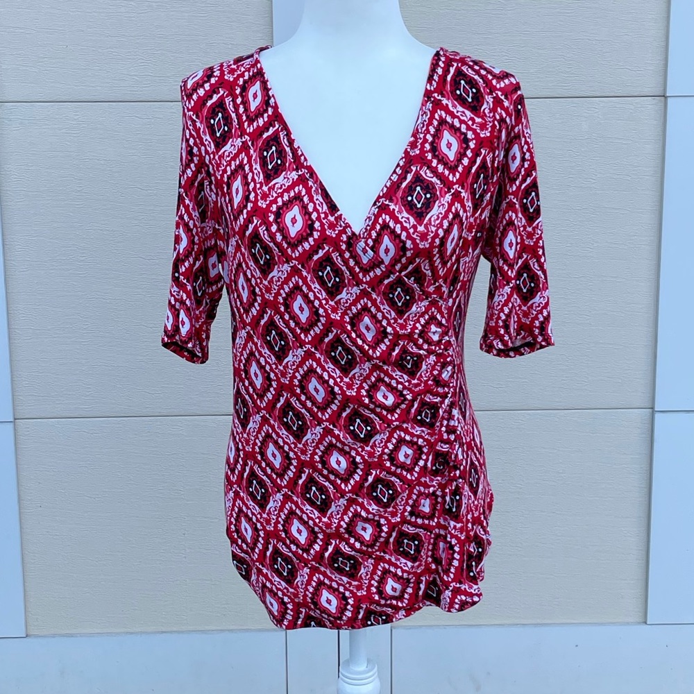 Dana Buchman red patterned blouse